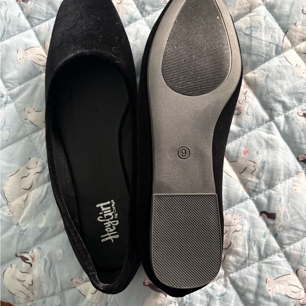 Black Velvet Women's Flats
